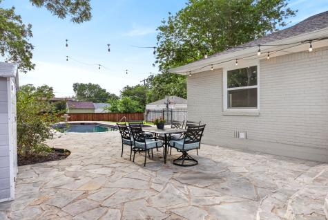 2912 6th Avenue Fort Worth TX 76110