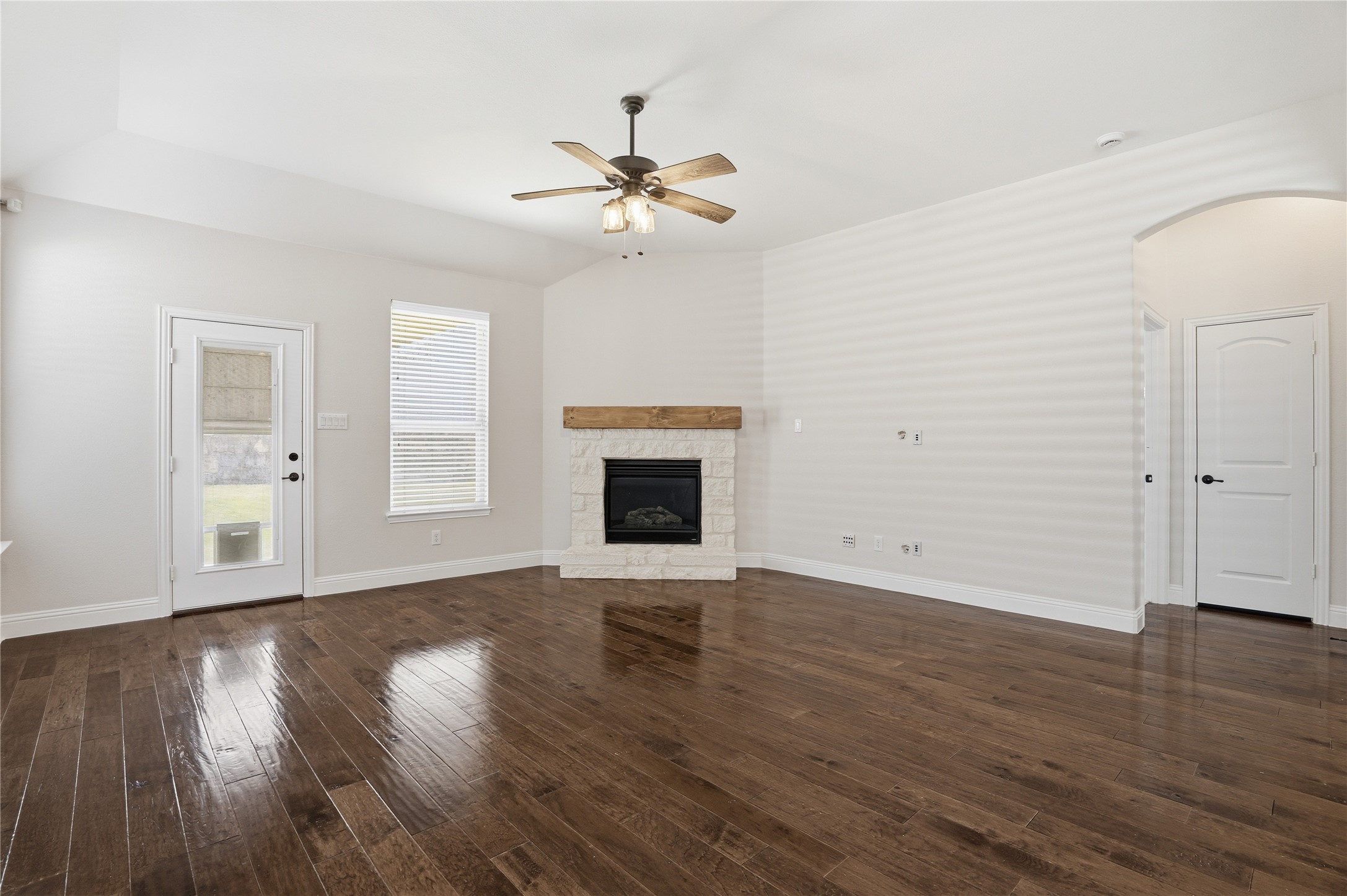 613 Sundrop Drive Little Elm TX 75068