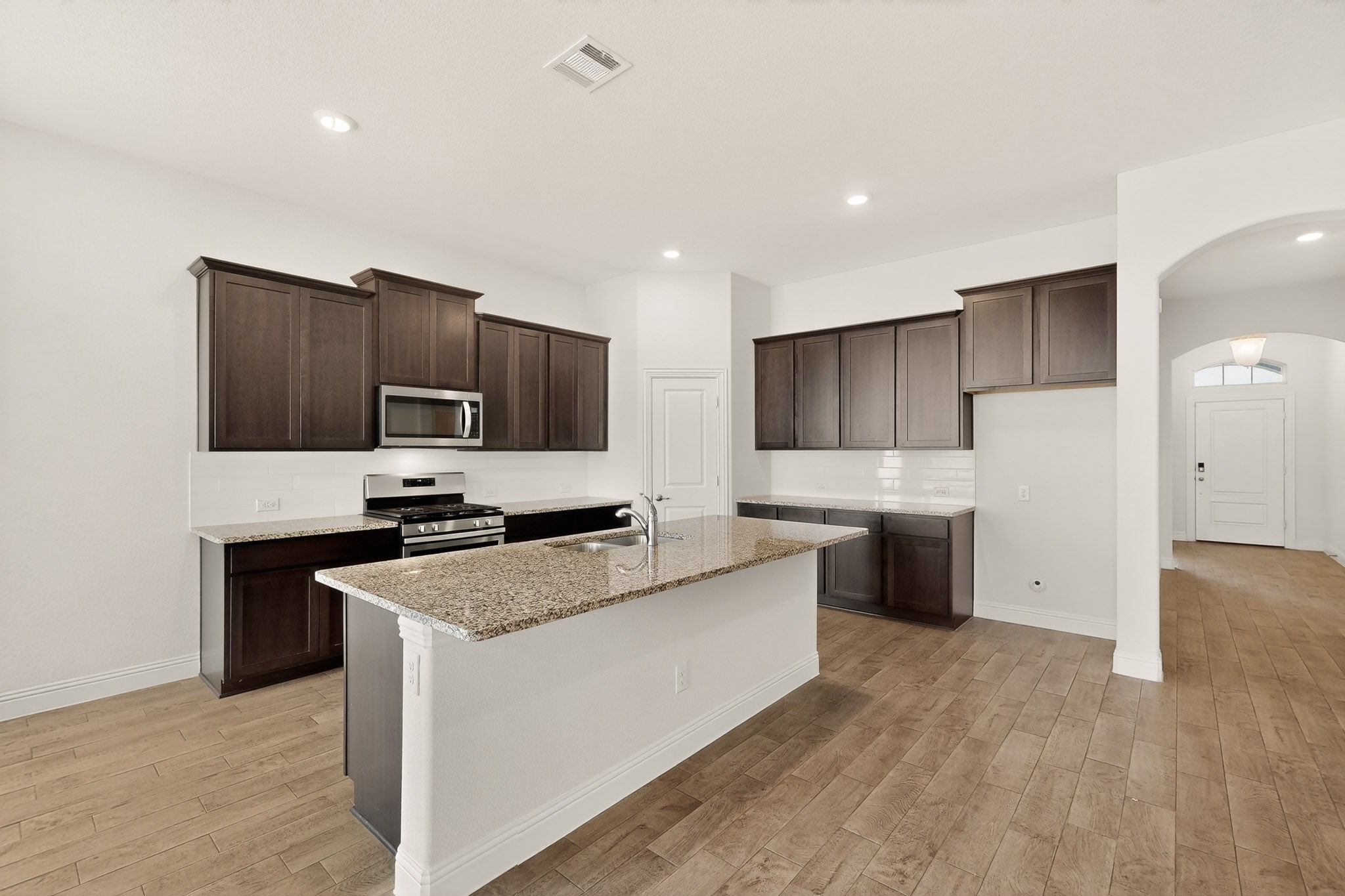 2824 Faro Road Aubrey TX 76227