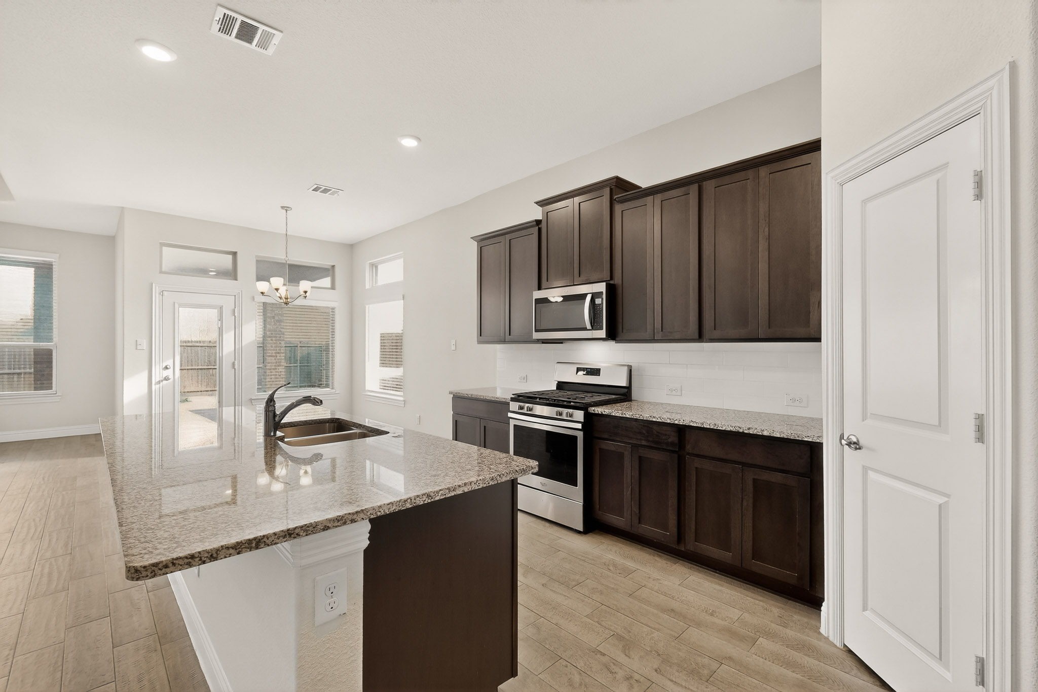 2824 Faro Road Aubrey TX 76227