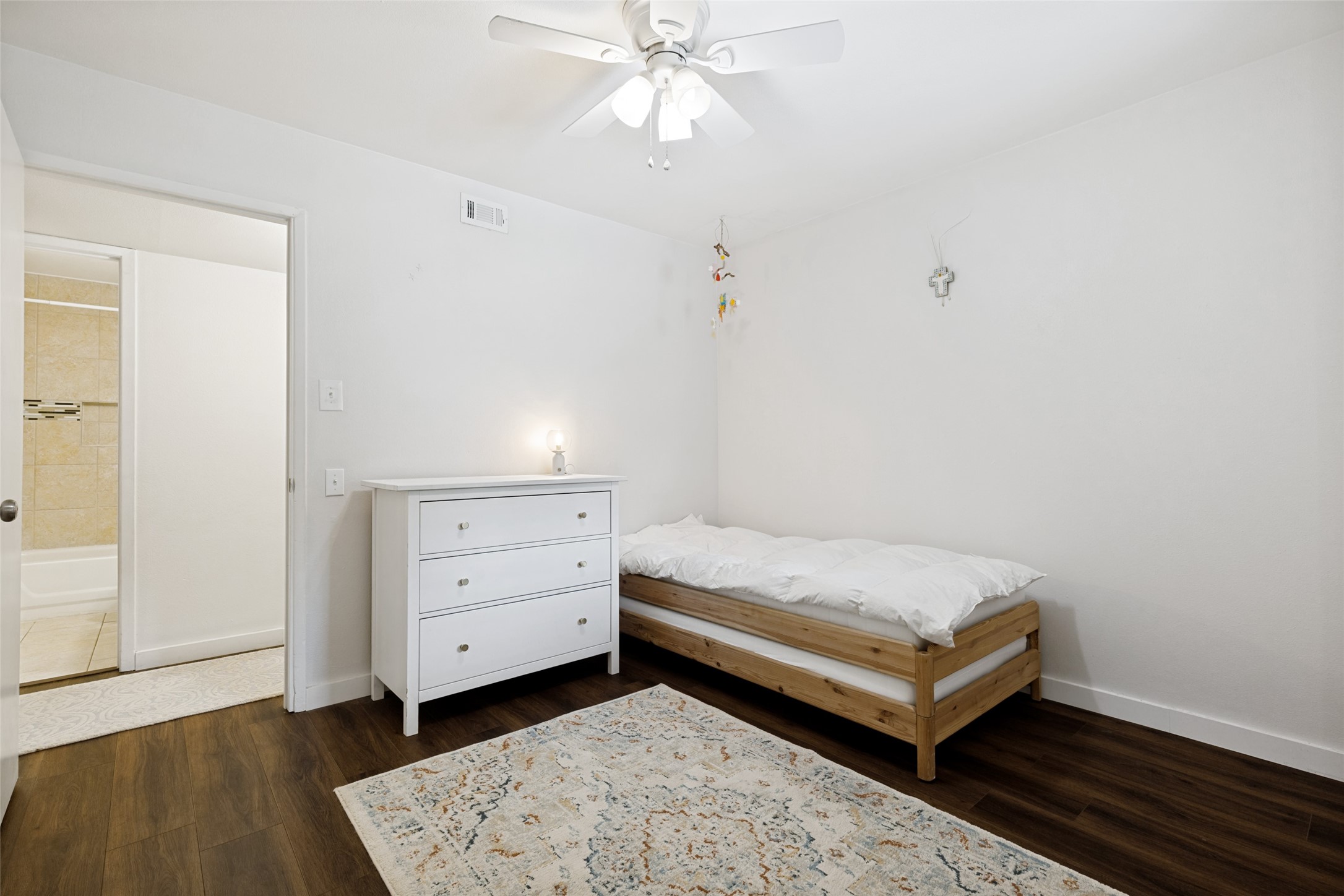 817 Kingswood Avenue Richardson TX 75080