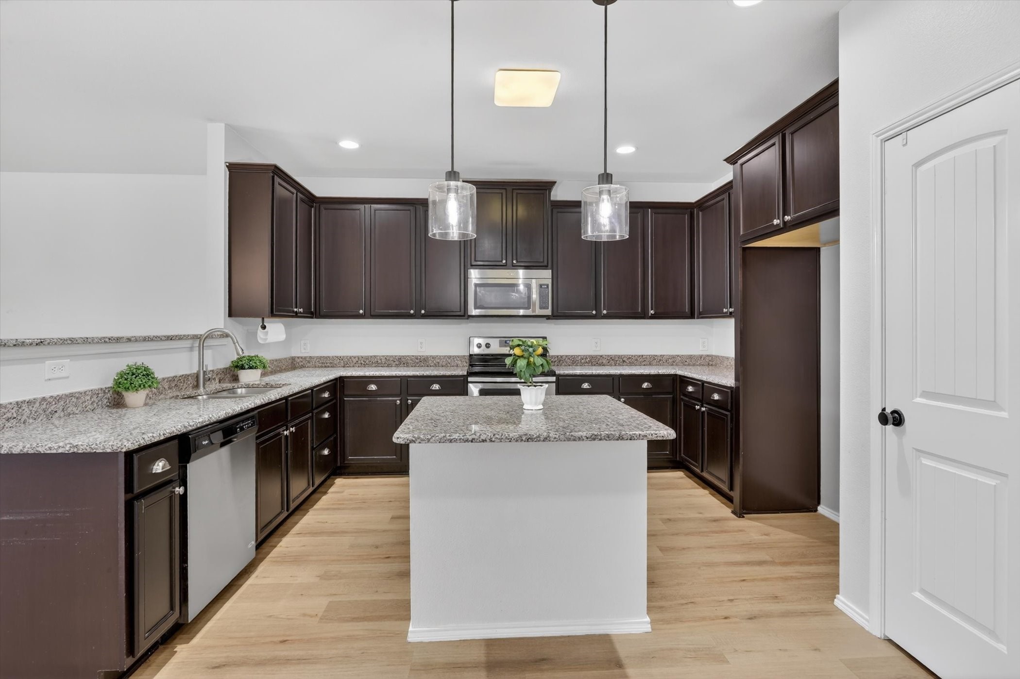 1627 Kawati Way Krum TX 76249