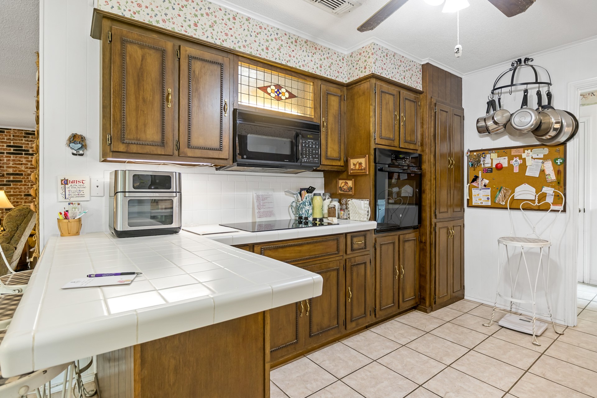 1002 S Lide Avenue Mt Pleasant TX 75455
