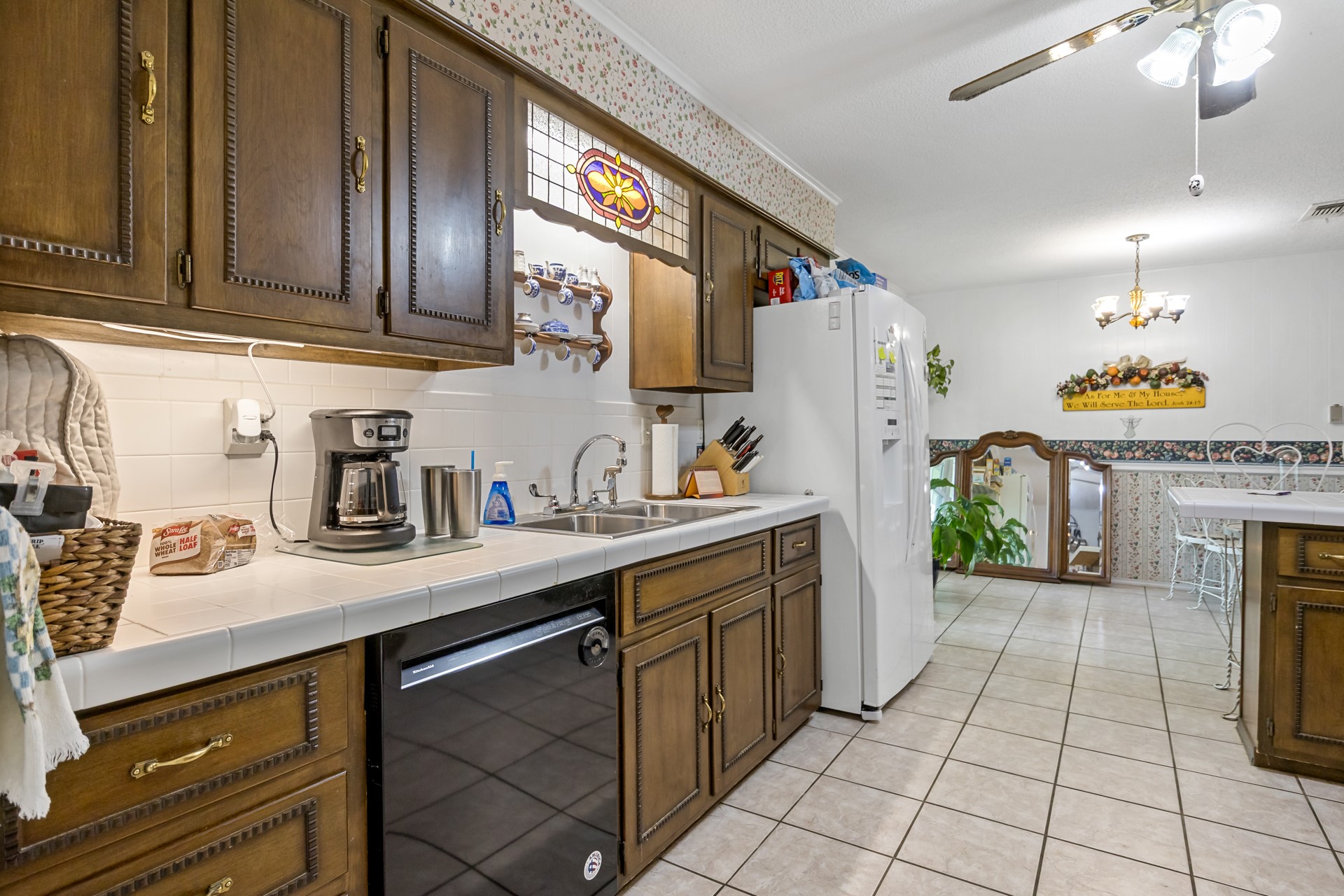 1002 S Lide Avenue Mt Pleasant TX 75455