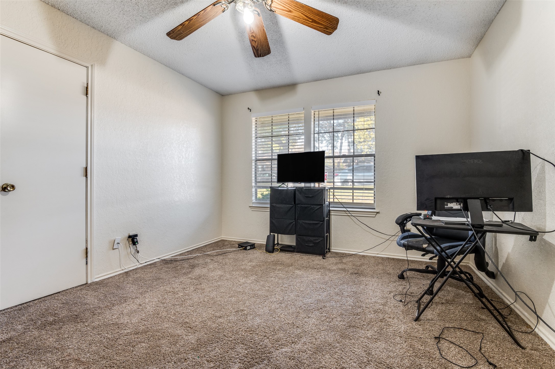 322 Meadowlark Lane Duncanville TX 75137