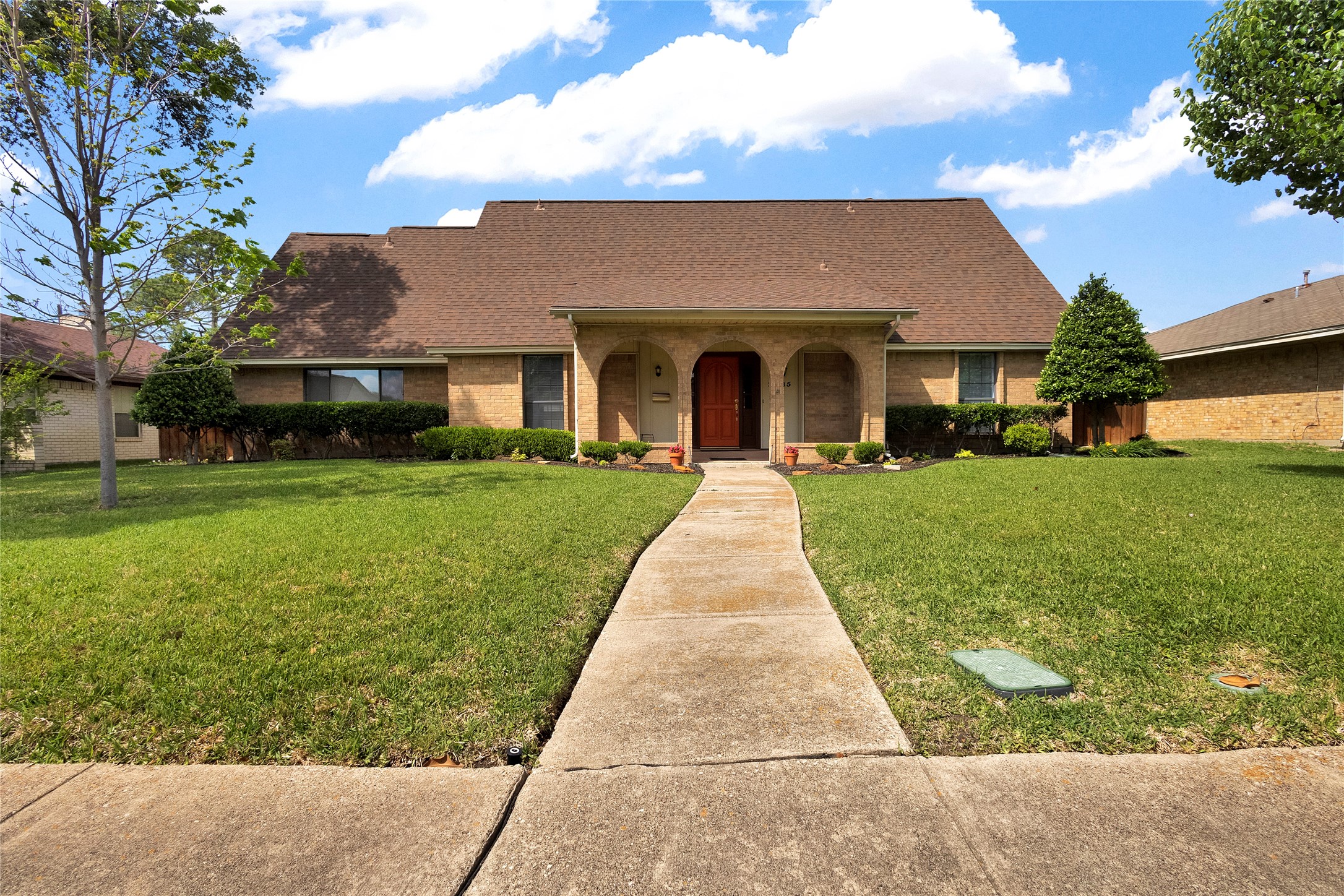 2985 Las Campanas Drive Farmers Branch TX 75234