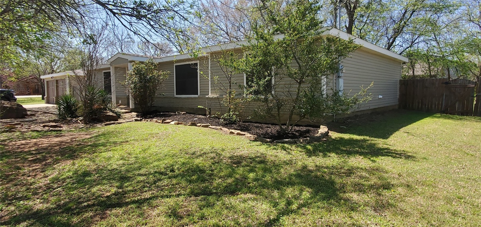 100 S Baugh Street Alvarado TX 76009