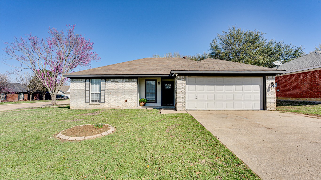 34 Vermont Avenue Midlothian TX 76065