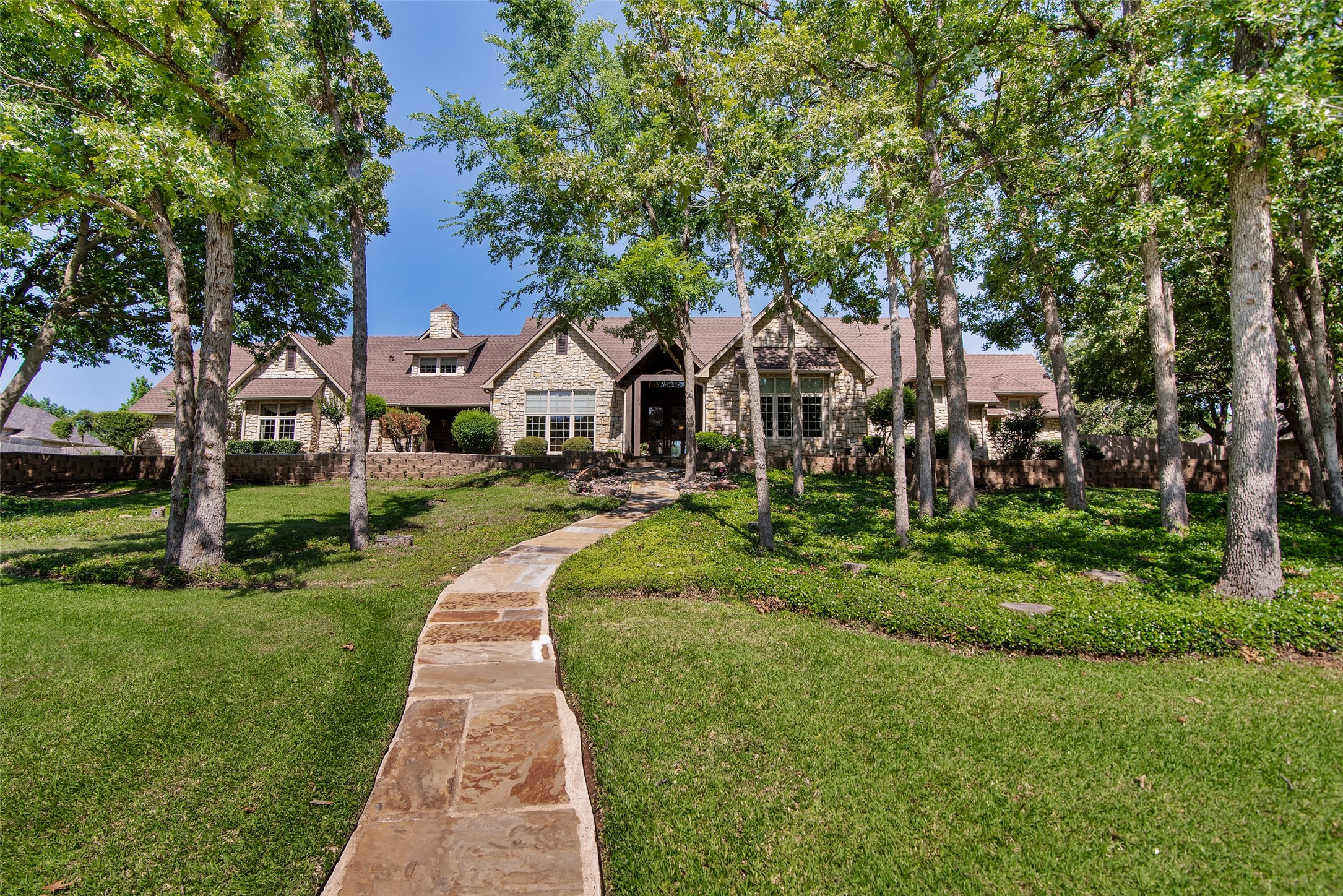 1020 Waterloo Lake Drive Denison TX 75020