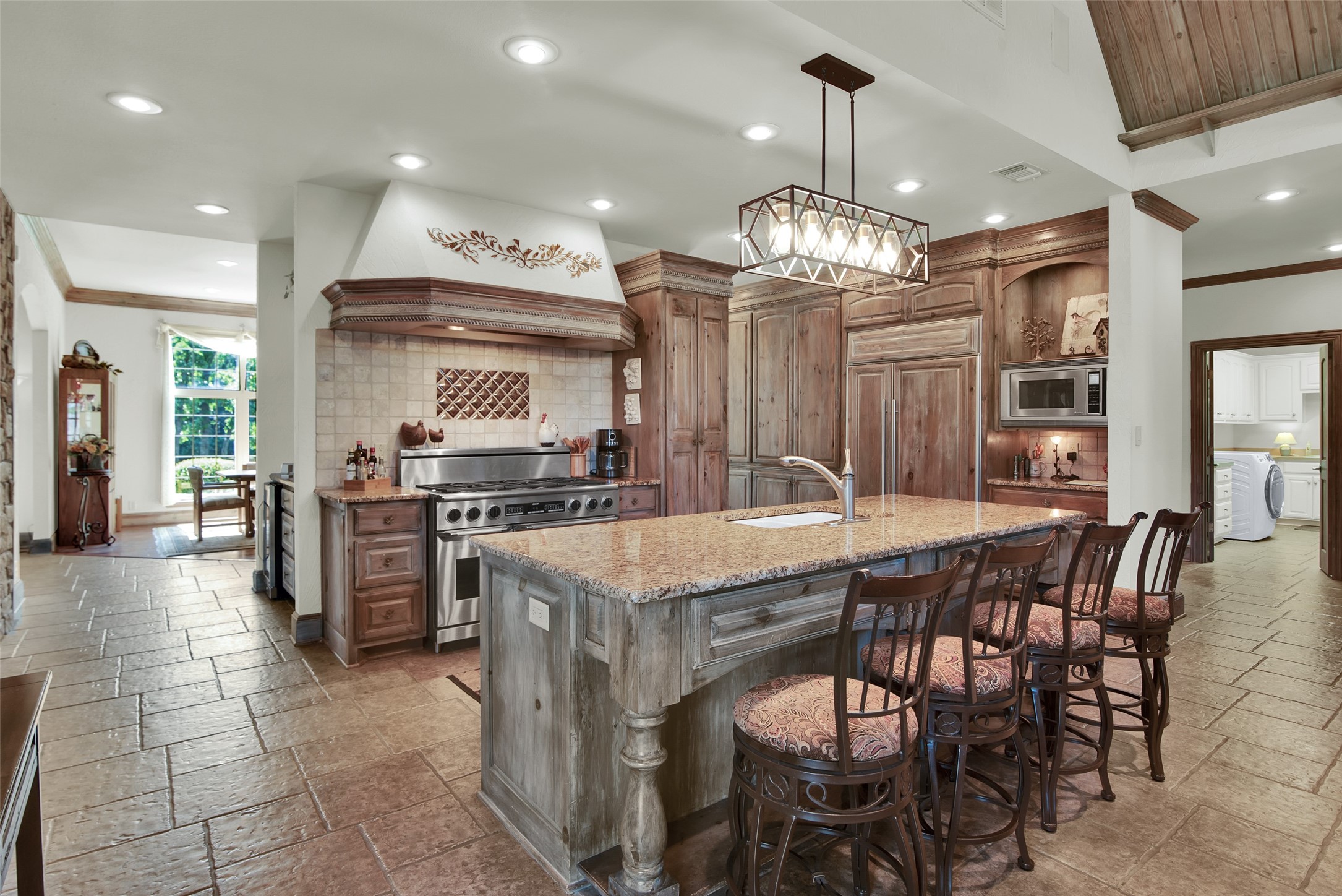 1020 Waterloo Lake Drive Denison TX 75020