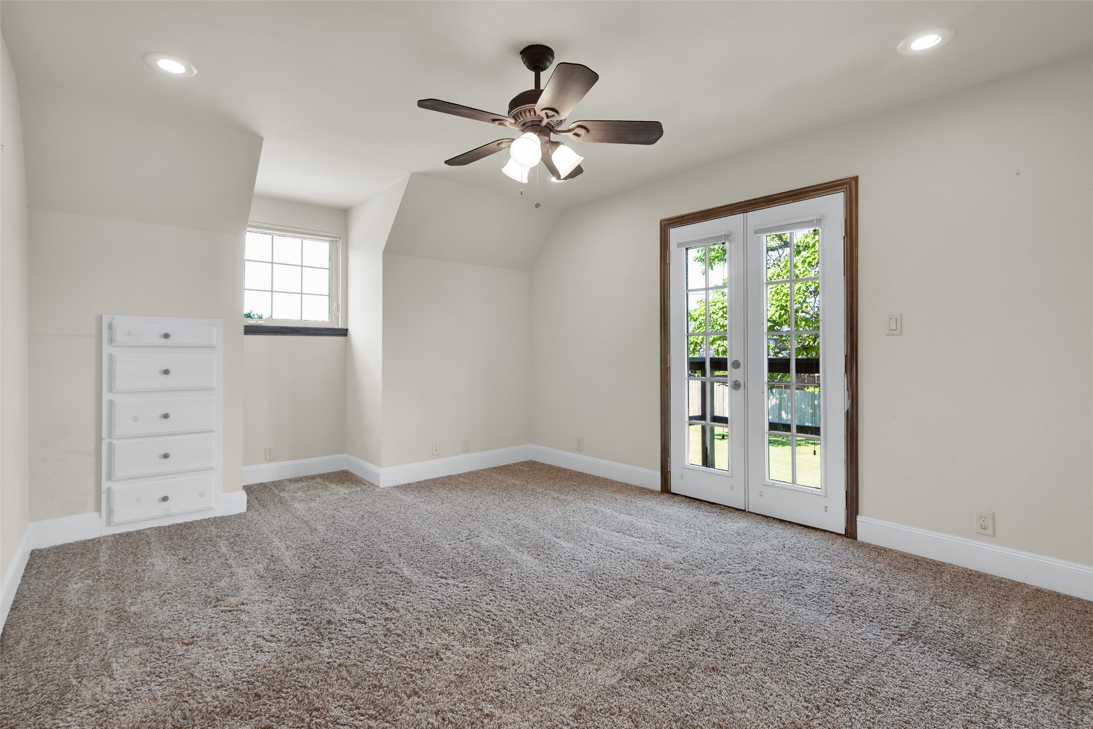 1020 Waterloo Lake Drive Denison TX 75020