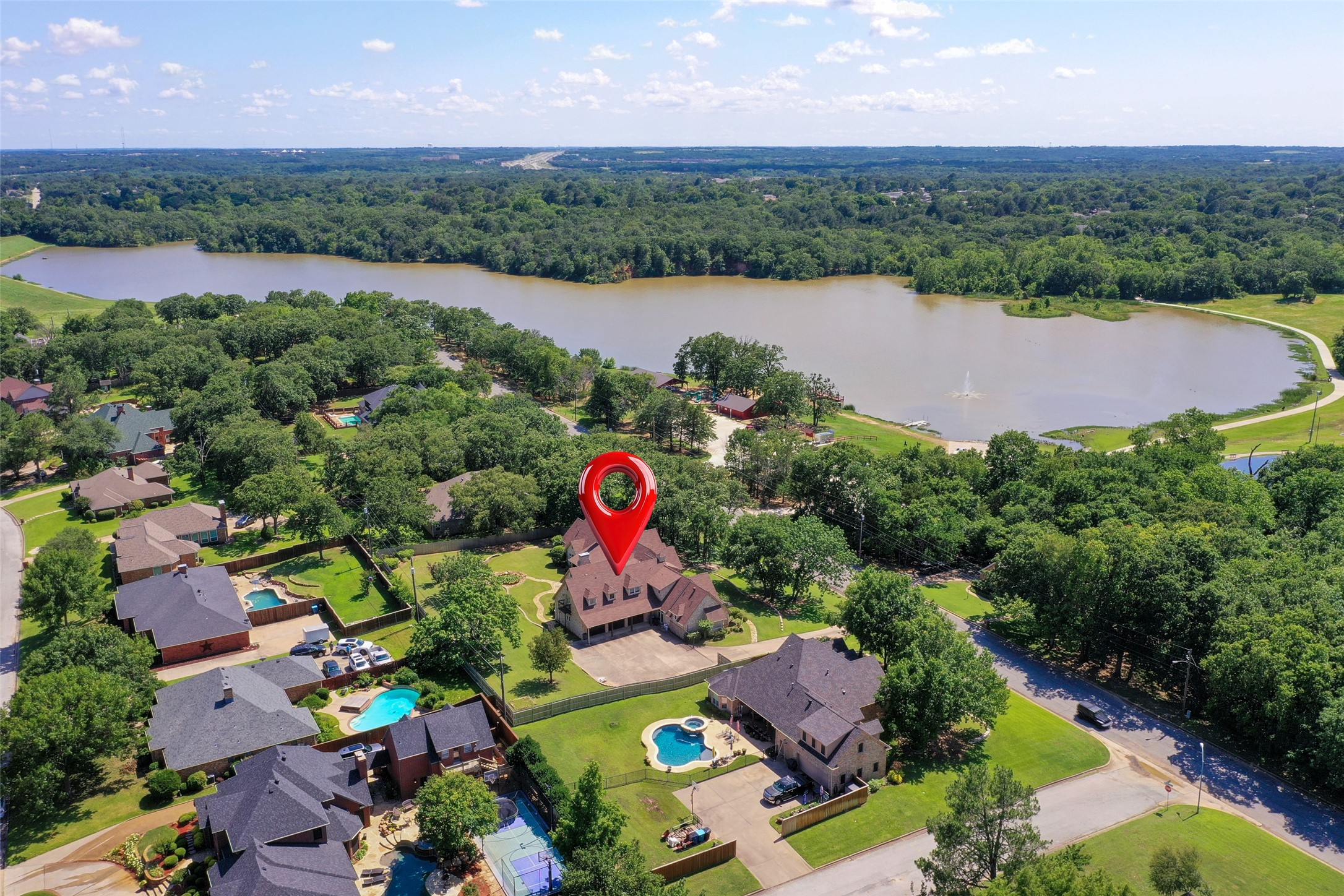 1020 Waterloo Lake Drive Denison TX 75020