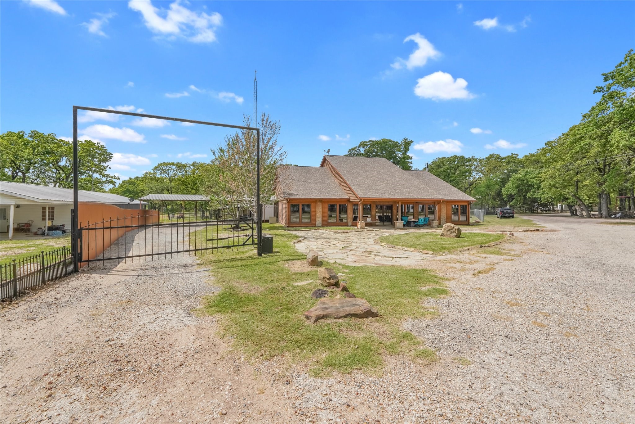 7272 County Road 3516 Quinlan TX 75474