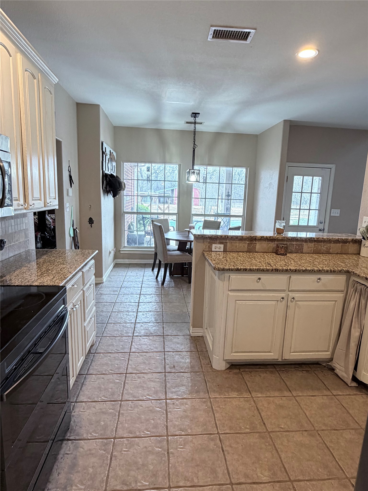 103 Tusk Court Weatherford TX 76085