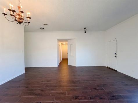 501 W Clover Park Drive Fort Worth TX 76140
