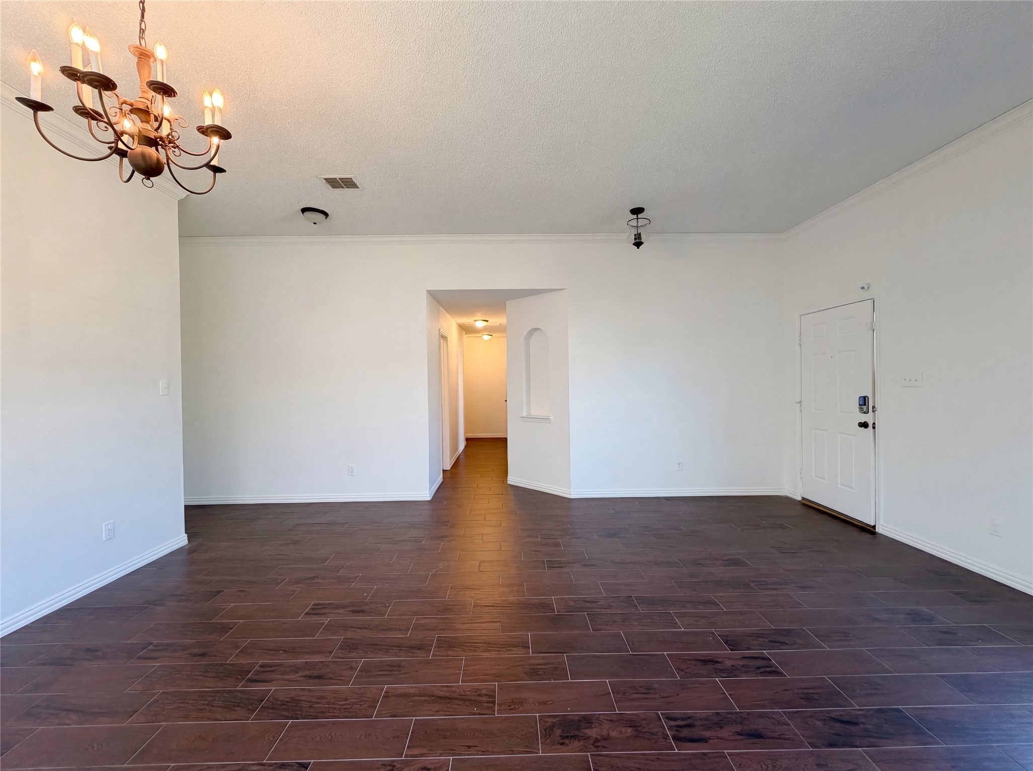 501 W Clover Park Drive Fort Worth TX 76140