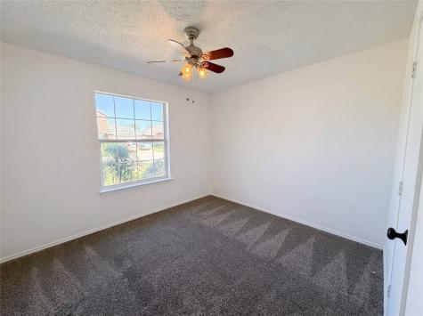 501 W Clover Park Drive Fort Worth TX 76140
