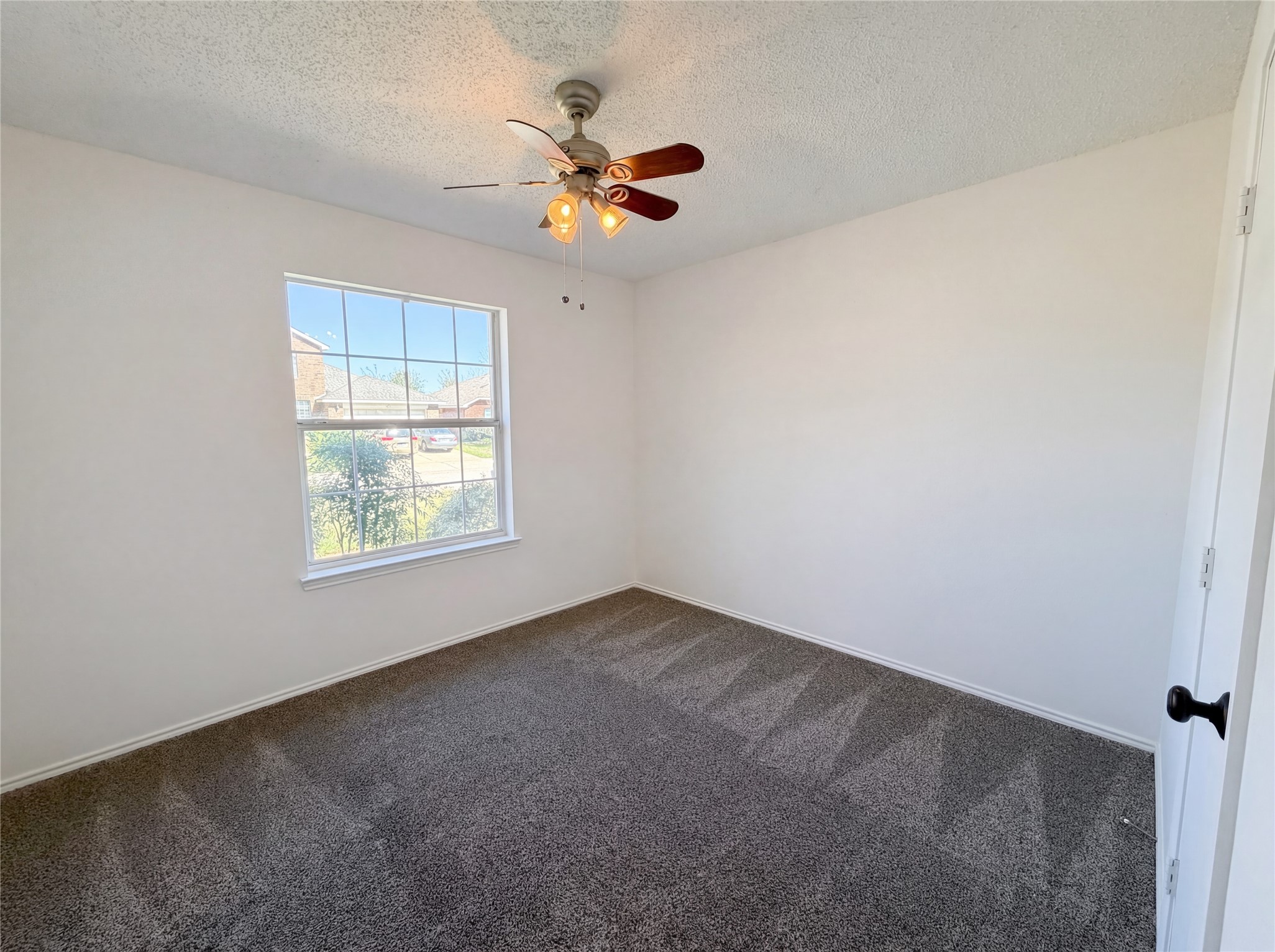 501 W Clover Park Drive Fort Worth TX 76140