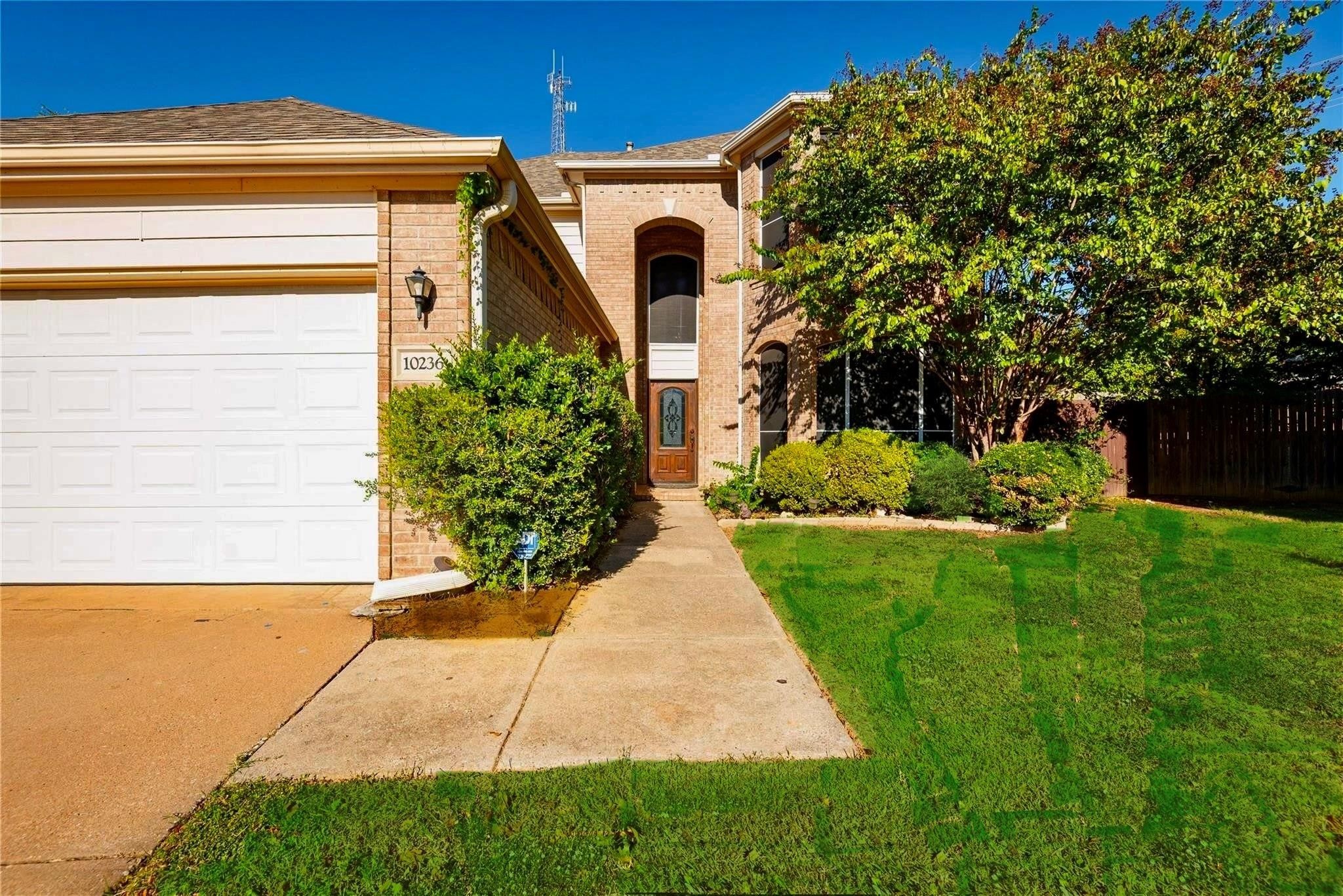 10236 Sourwood Drive Fort Worth TX 76244