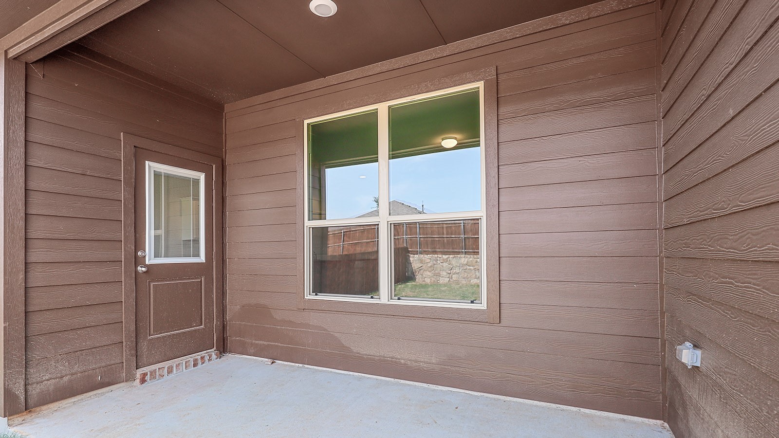 432 Sunday Silence Way Granbury TX 76049