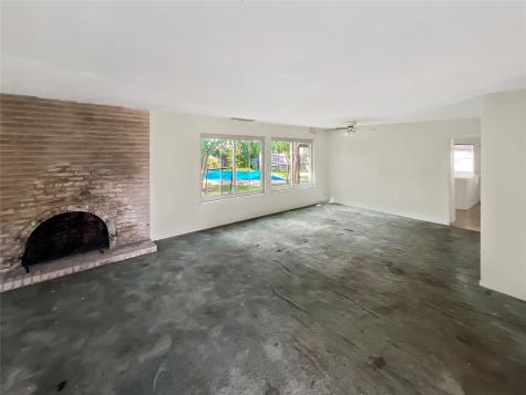 1801 Plantation Road Garland TX 75044