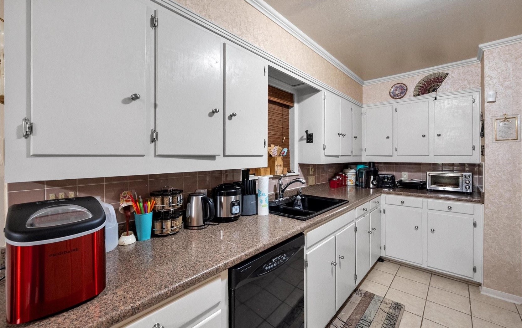 1705 E Beverly Drive Corsicana TX 75110