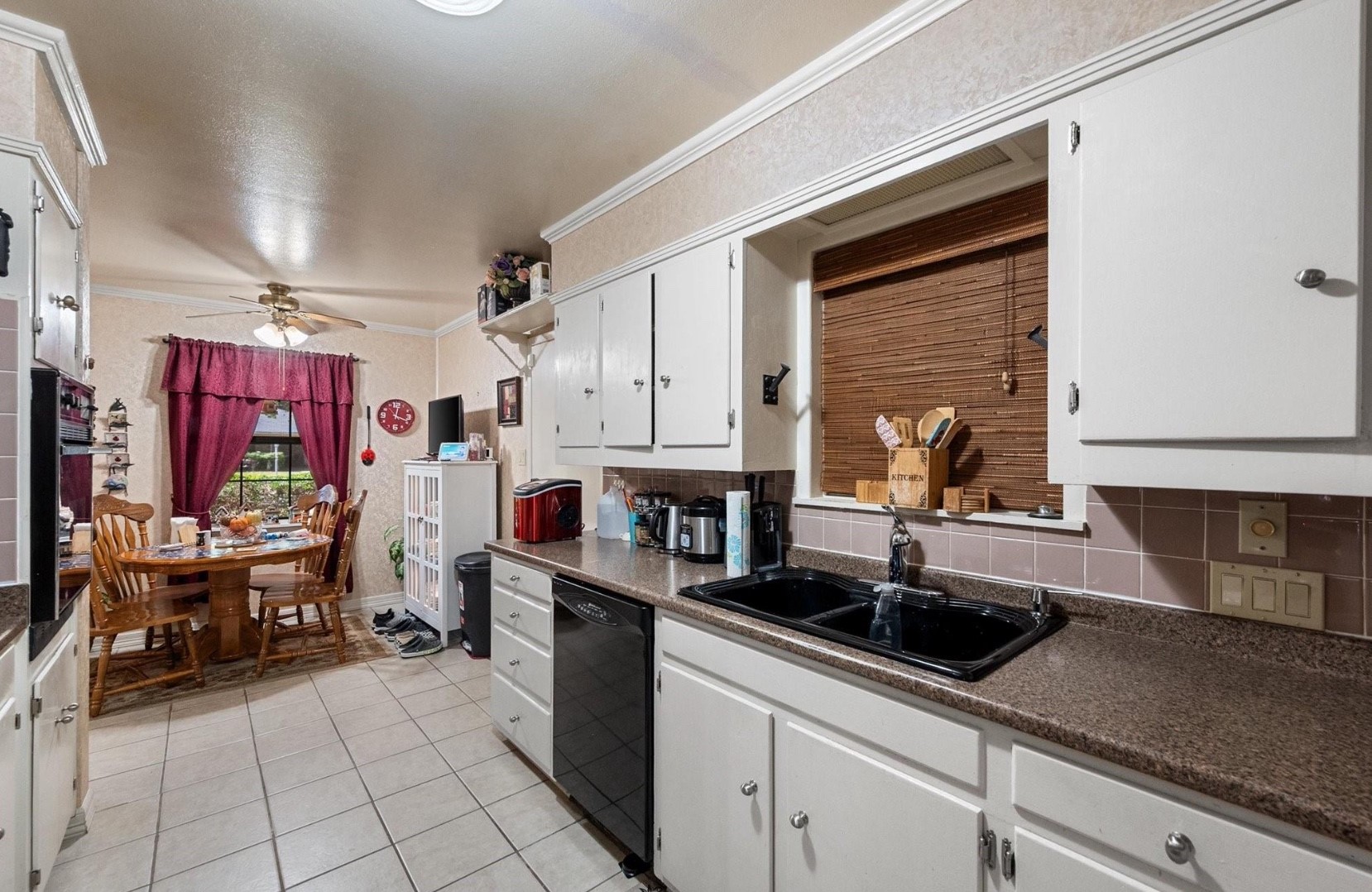 1705 E Beverly Drive Corsicana TX 75110