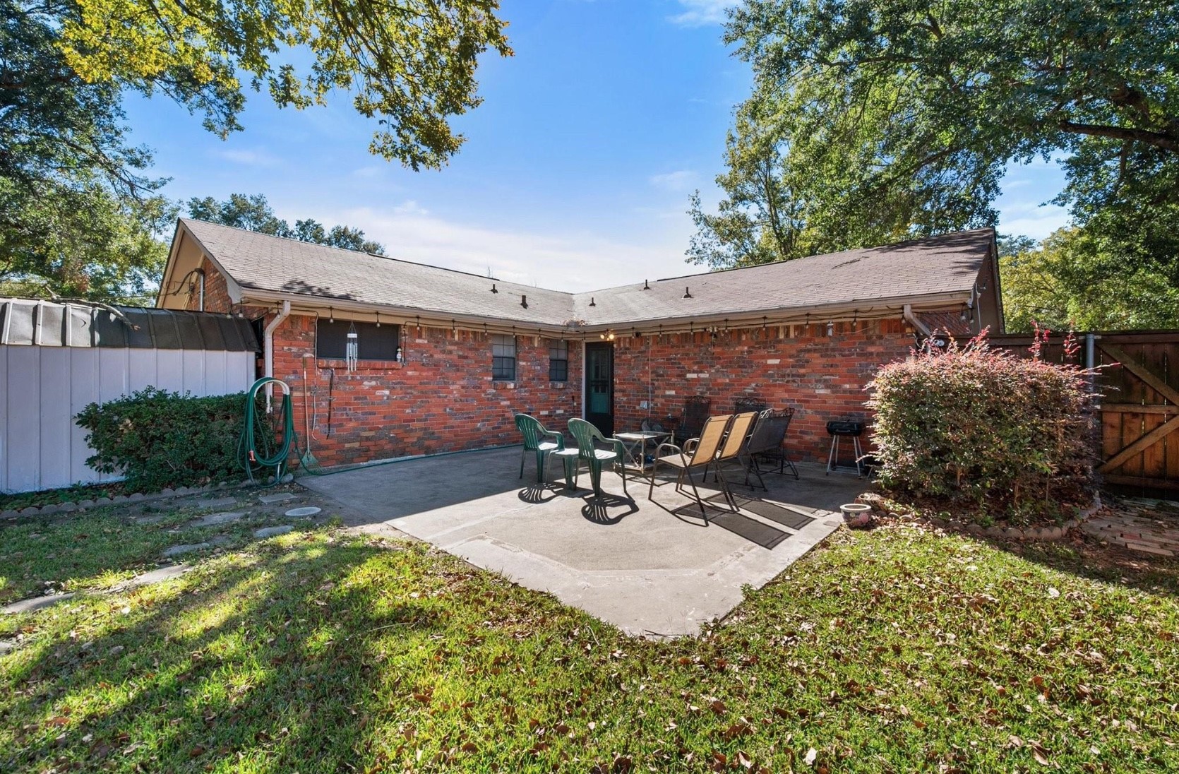 1705 E Beverly Drive Corsicana TX 75110
