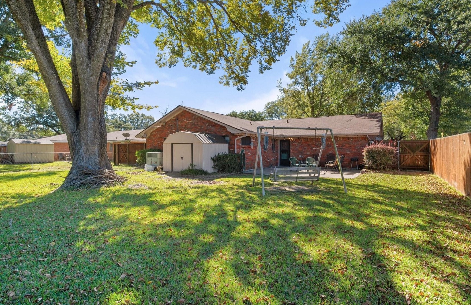 1705 E Beverly Drive Corsicana TX 75110