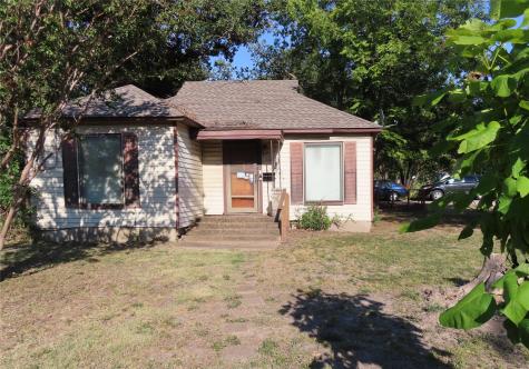 1002 N Saint Augustine Drive Dallas TX 75217