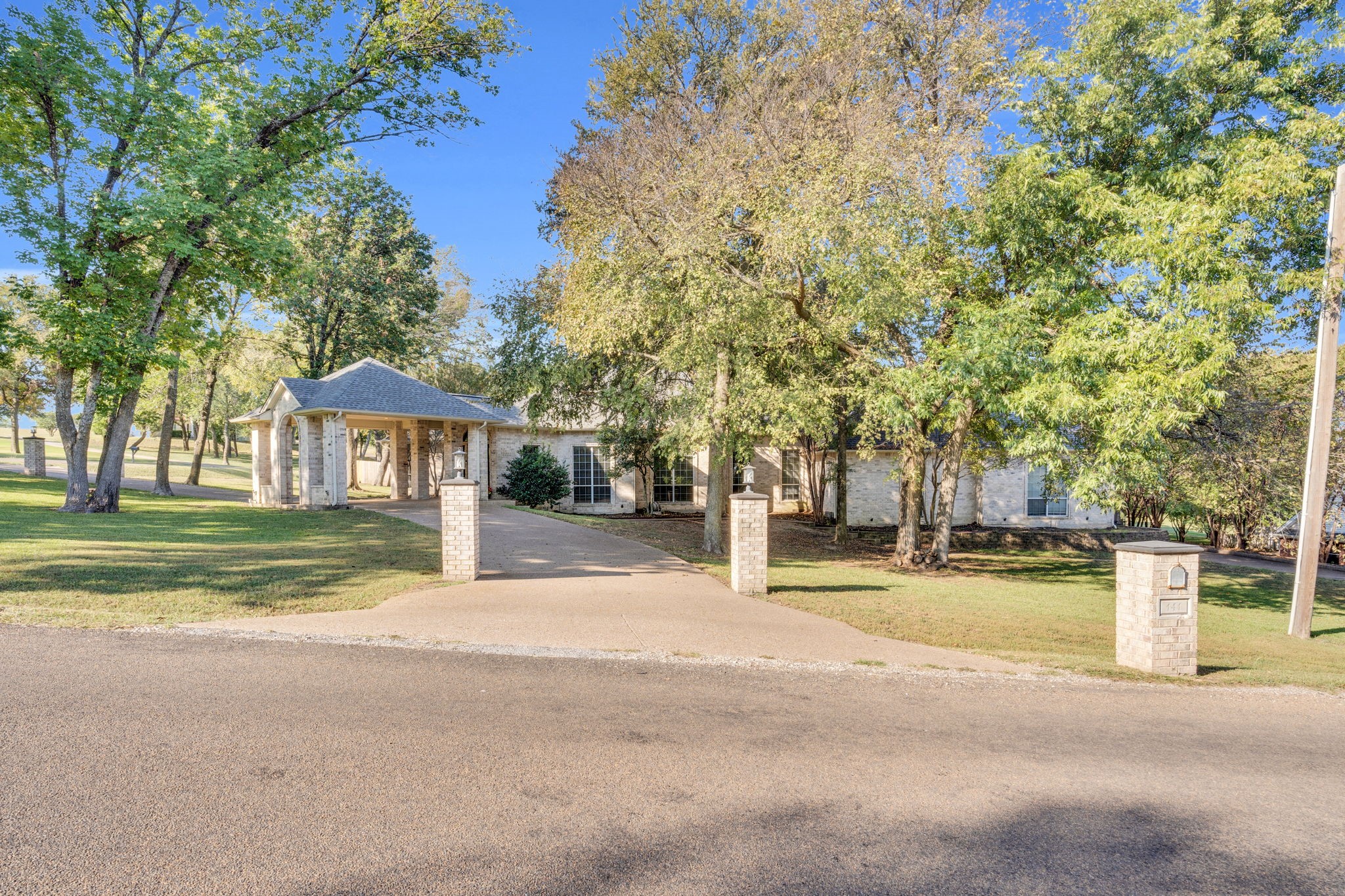 141 Chambers Drive Italy TX 76651
