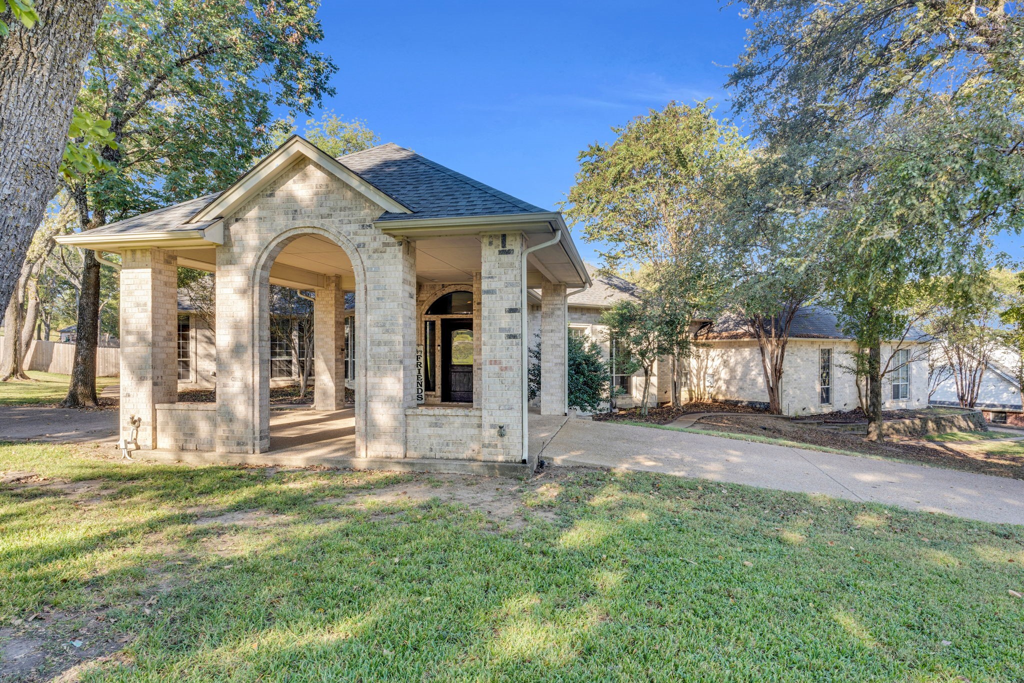 141 Chambers Drive Italy TX 76651
