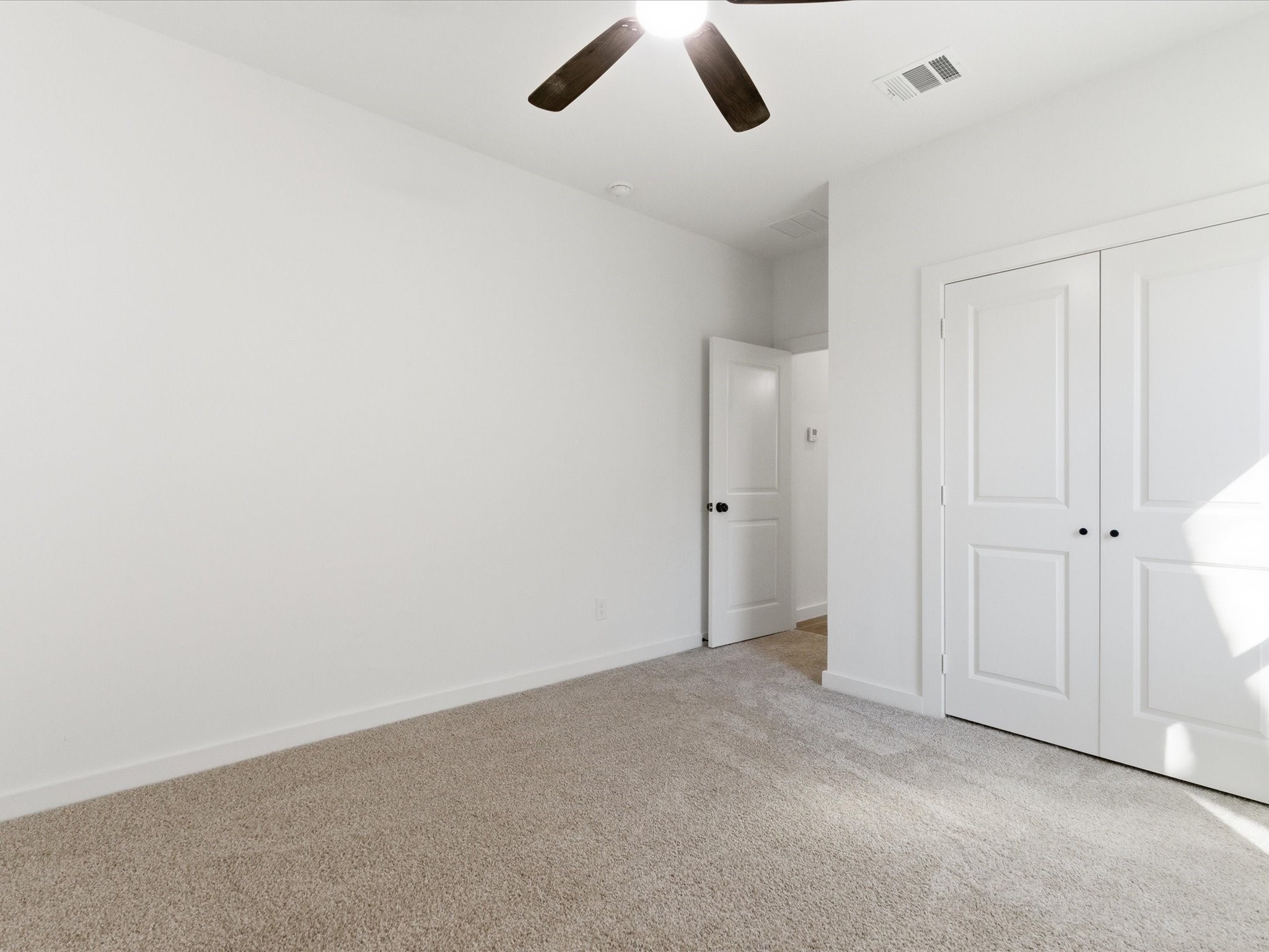 1004 E Hickory Street Kaufman TX 75142