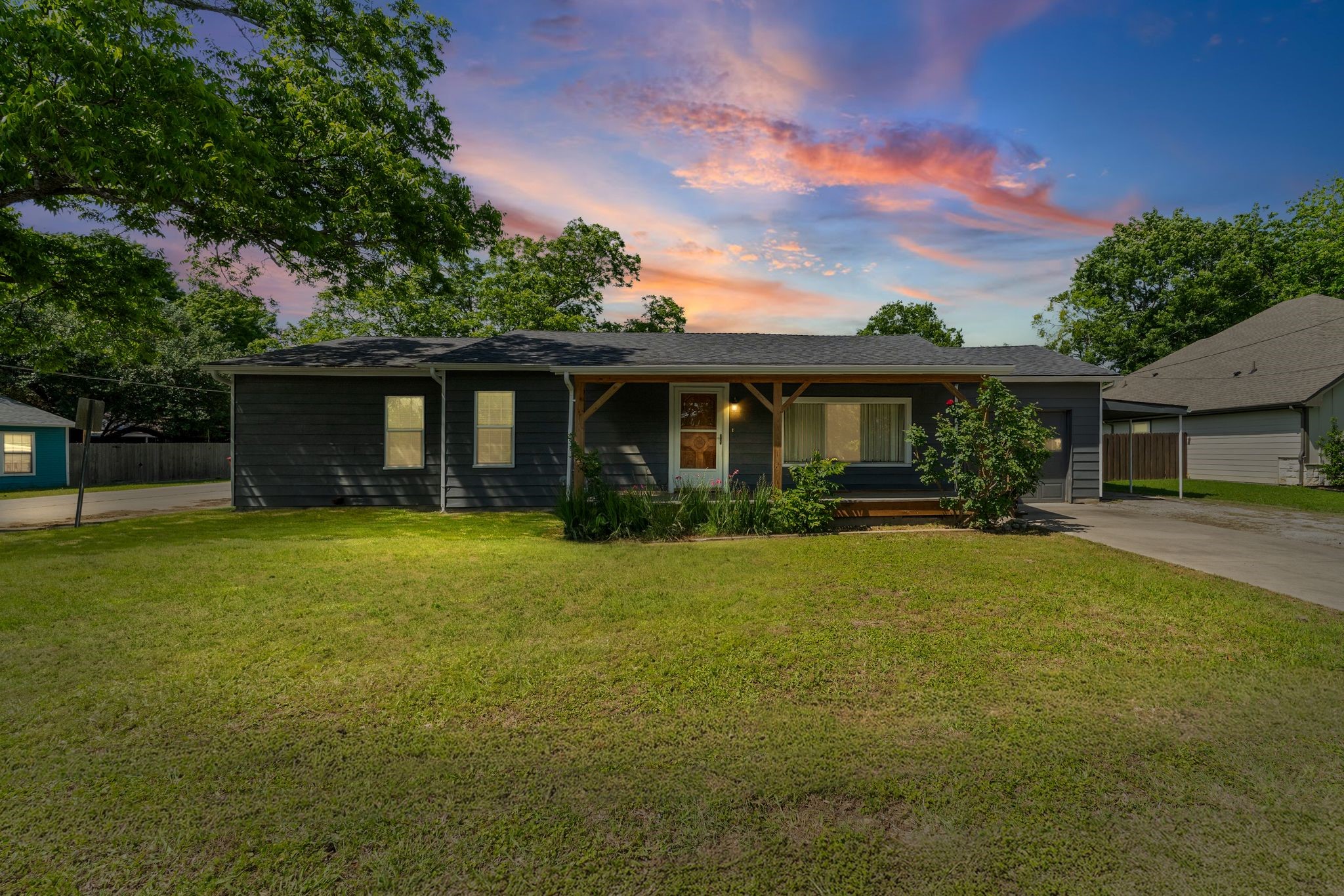 506 Pendleton Street Farmersville TX 75442