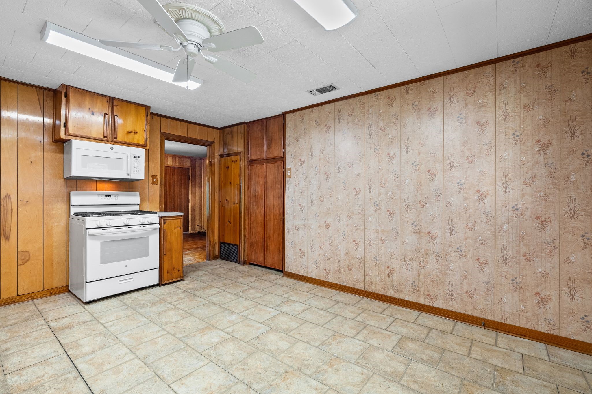 506 Pendleton Street Farmersville TX 75442