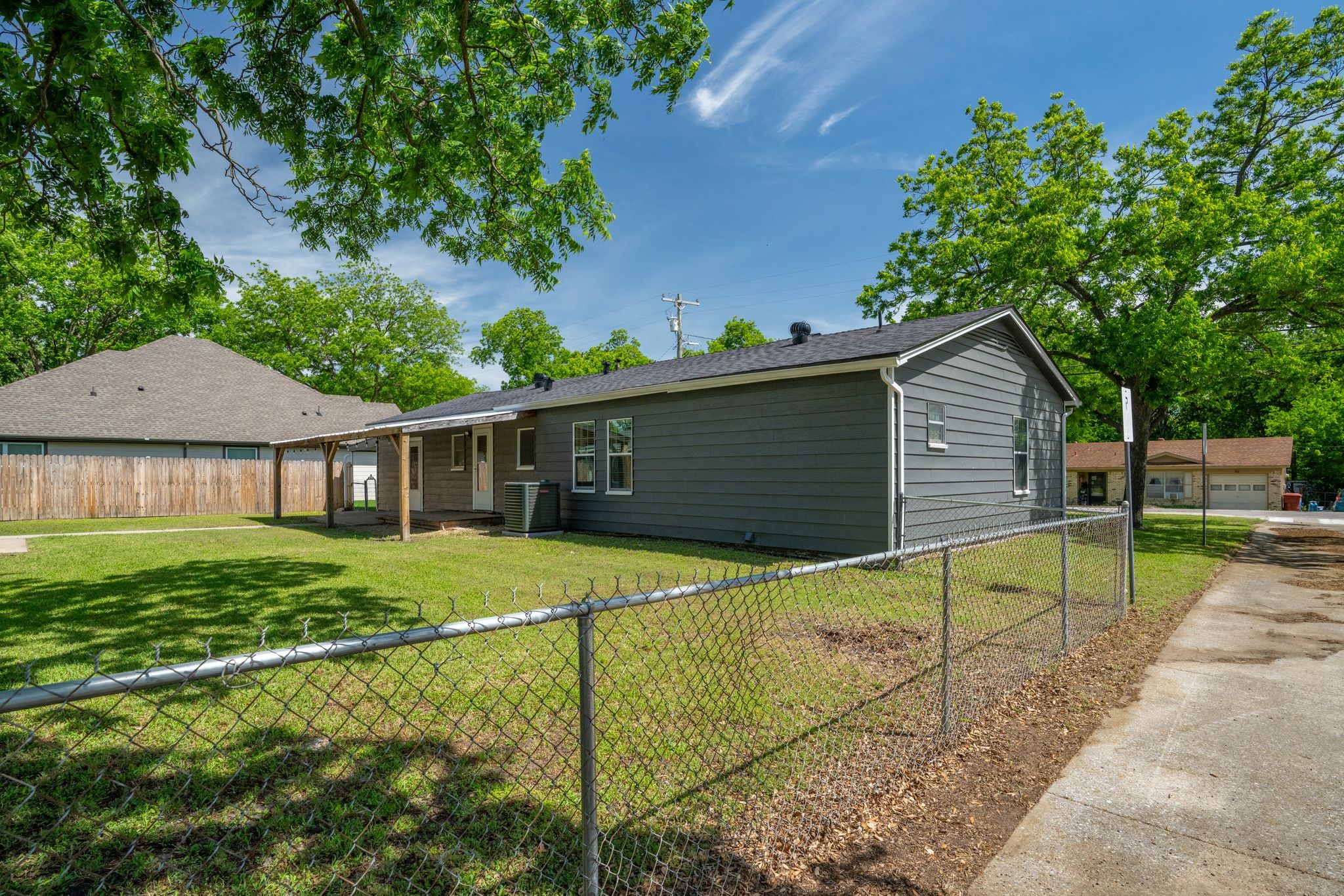 506 Pendleton Street Farmersville TX 75442