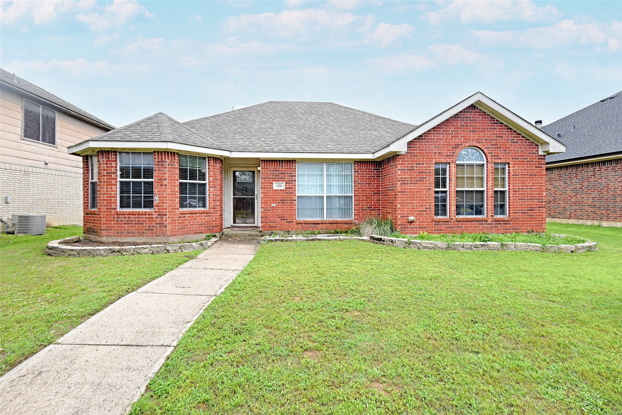 226 Shady Oaks Lane Red Oak TX 75154