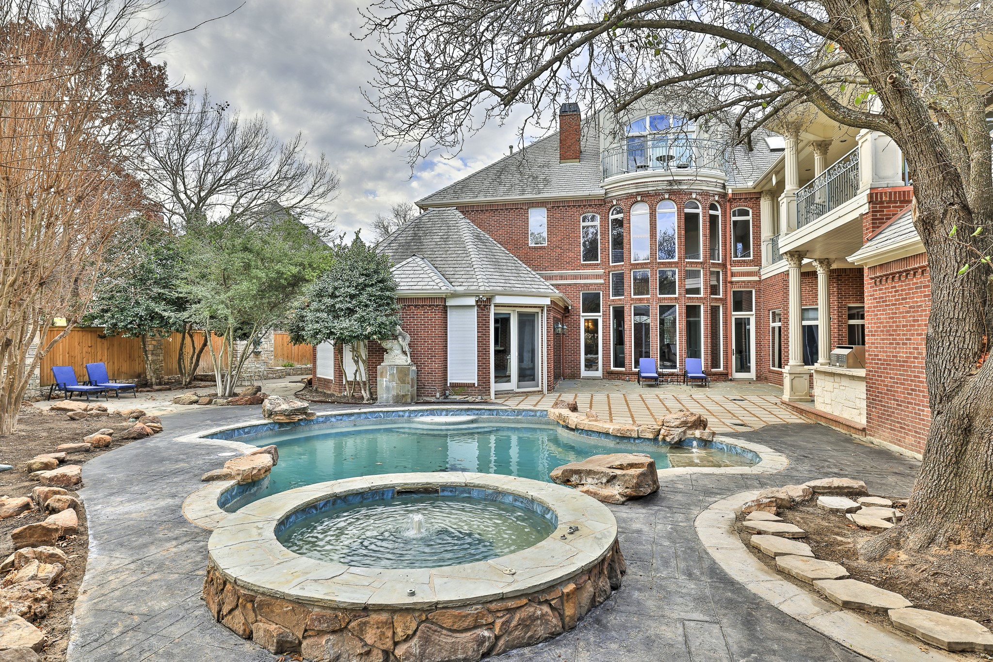 6805 Laurel Valley Drive Fort Worth TX 76132