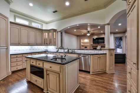 6805 Laurel Valley Drive Fort Worth TX 76132