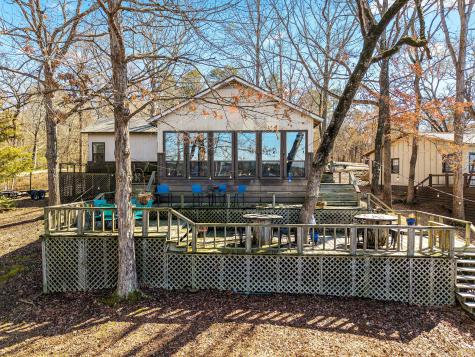 305 South Park Road Scroggins TX 75480