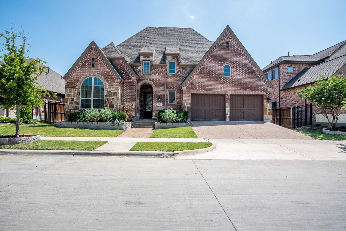 1322 Blue Lake Boulevard Arlington TX 76005