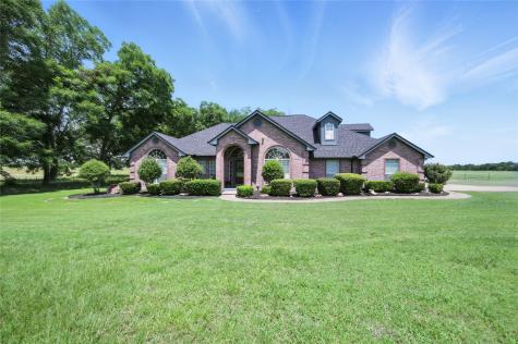 2134 Rs County Road 1402 Point TX 75472