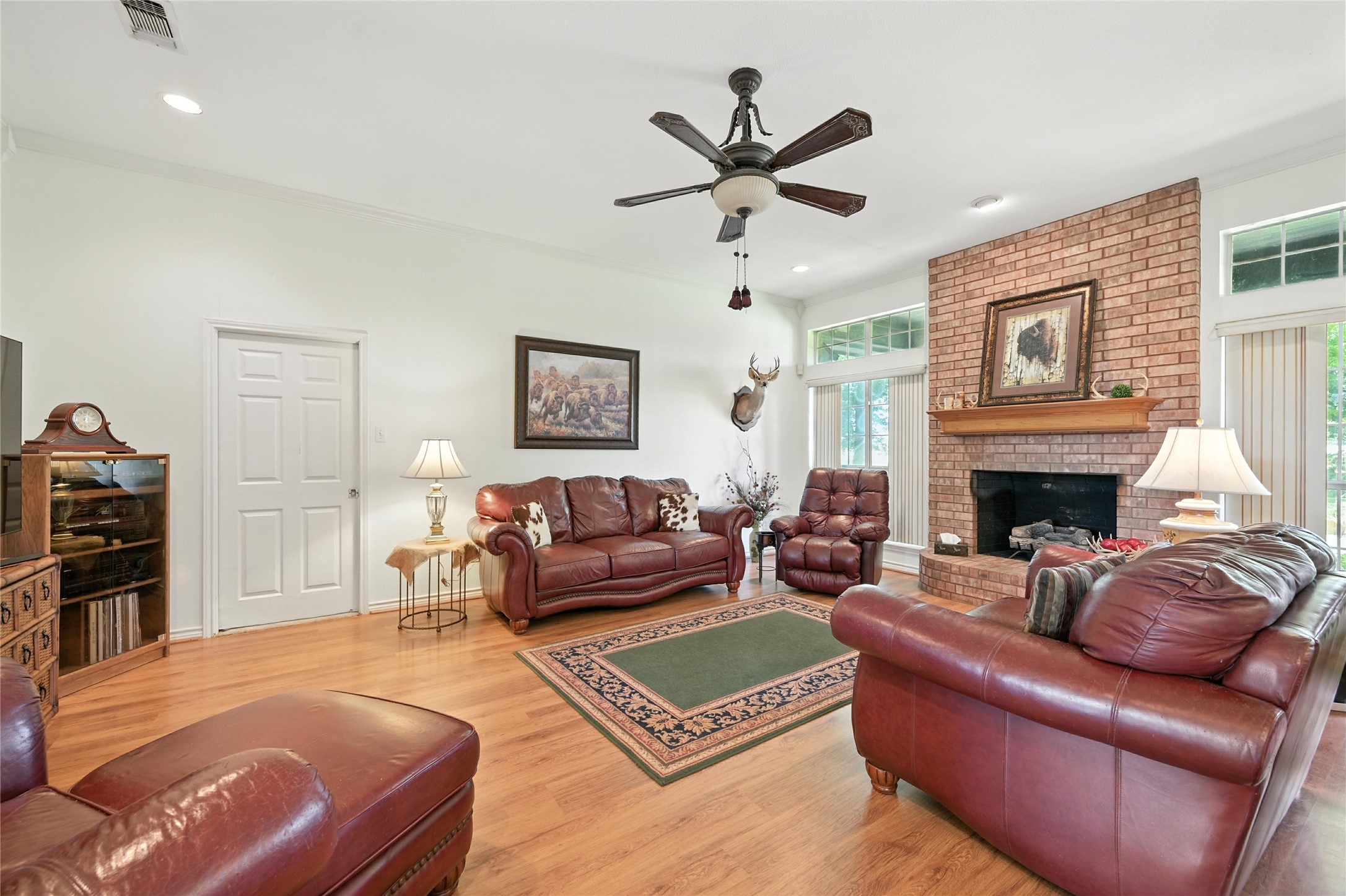 2134 Rs County Road 1402 Point TX 75472