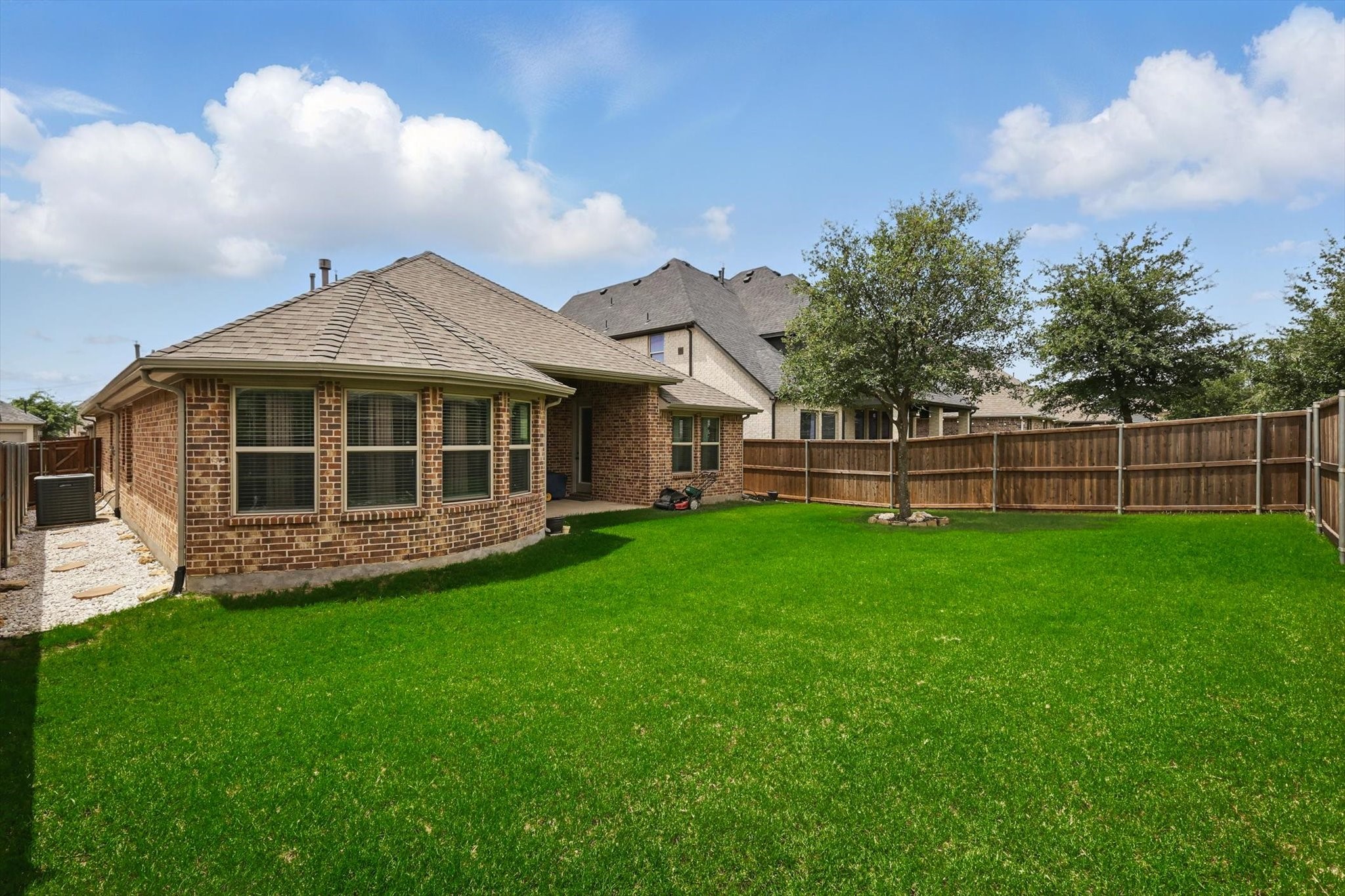 641 Rawlins Lane Fort Worth TX 76131