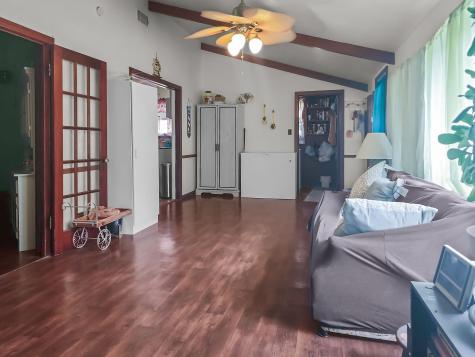 401 S 9th Avenue Teague TX 75860