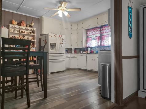 401 S 9th Avenue Teague TX 75860
