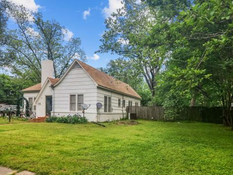 401 S 9th Avenue Teague TX 75860