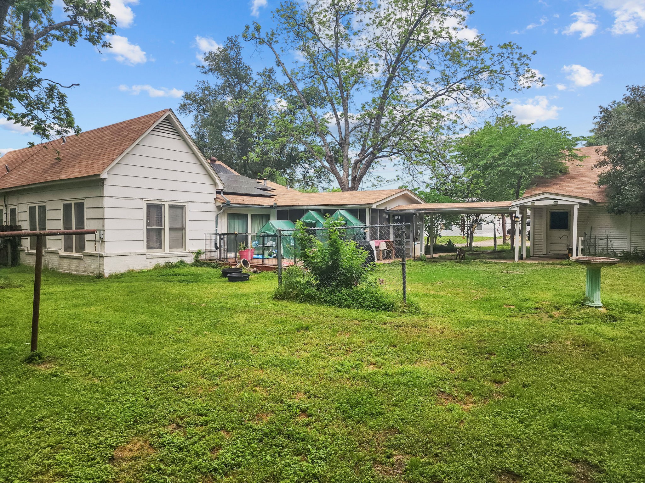 401 S 9th Avenue Teague TX 75860