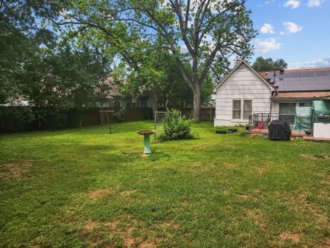 401 S 9th Avenue Teague TX 75860