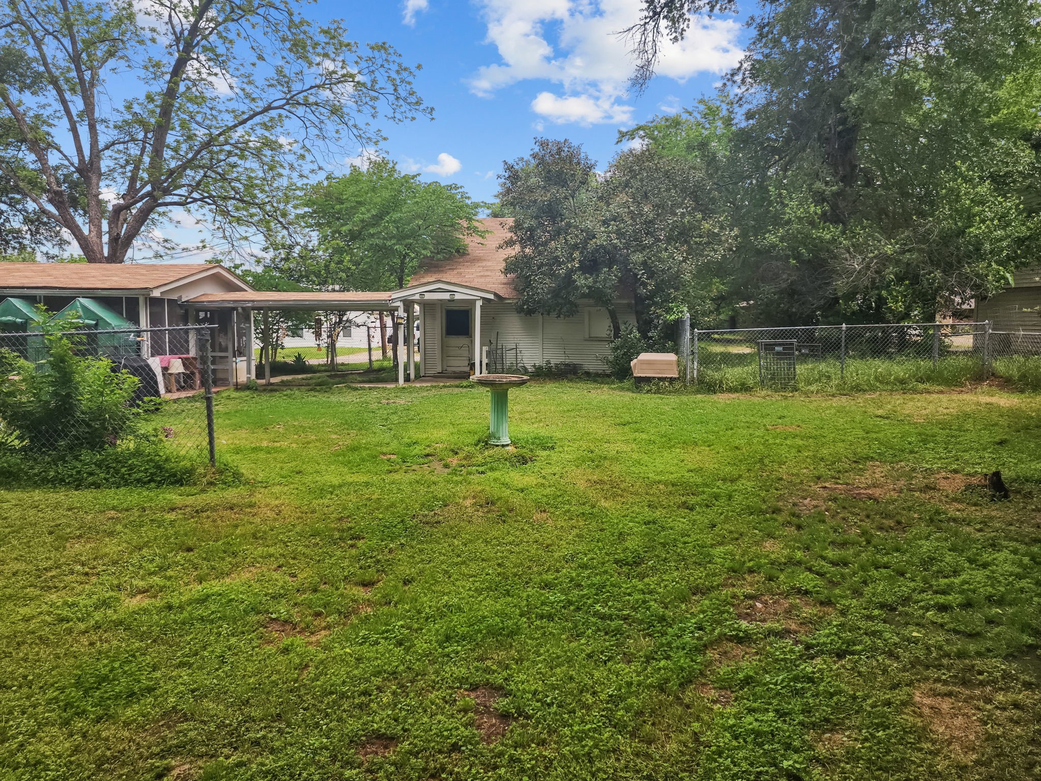 401 S 9th Avenue Teague TX 75860